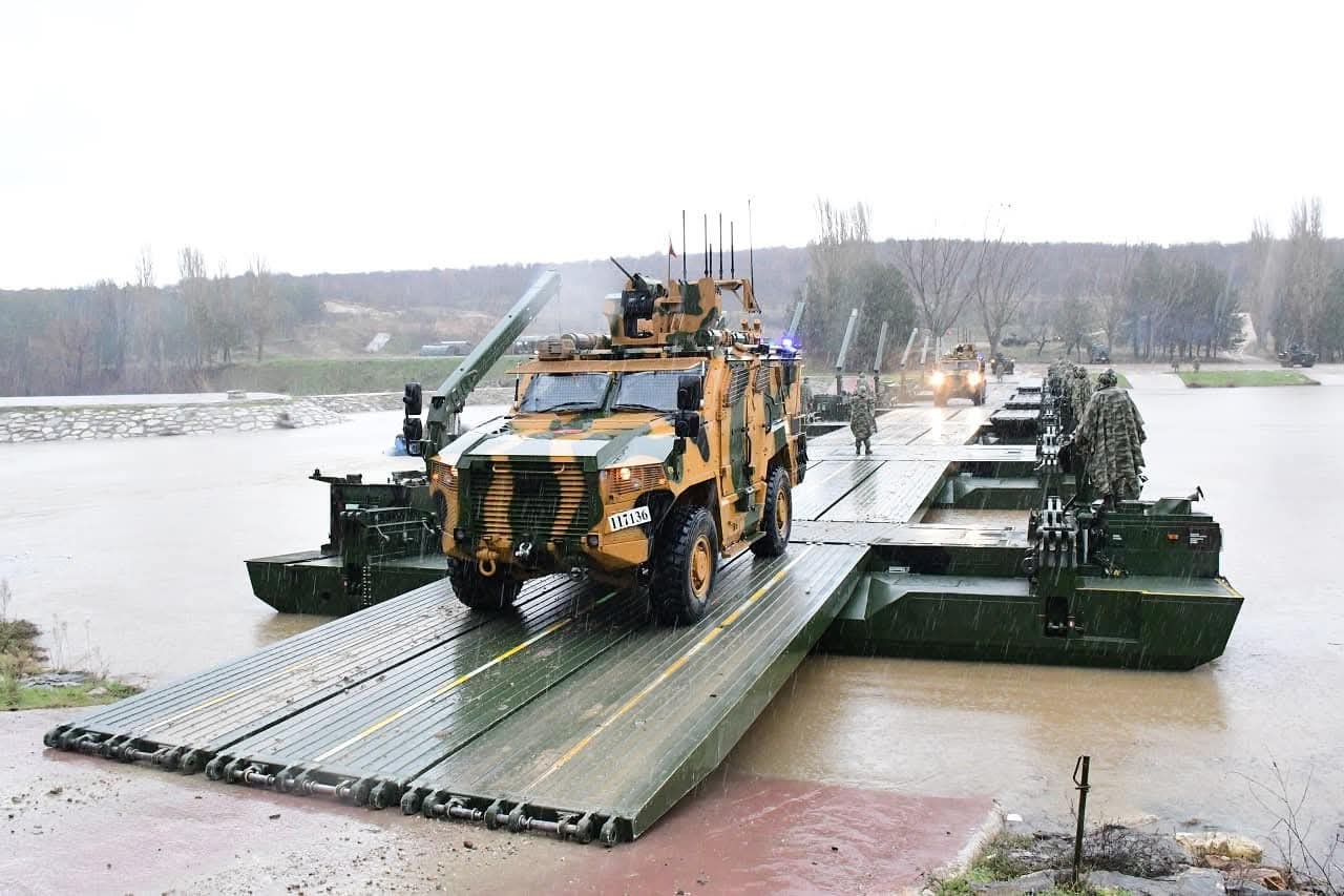pinarhisarda durgun sulardan gecis egitimi gerceklestirildi 2 CSC4KSgV