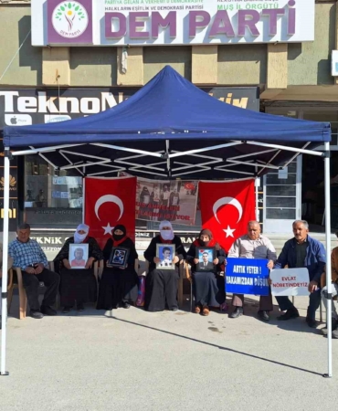 pkknin-cekilmesi-ailelerin-umutlarini-artirdi-Oe1OIiyf.jpg
