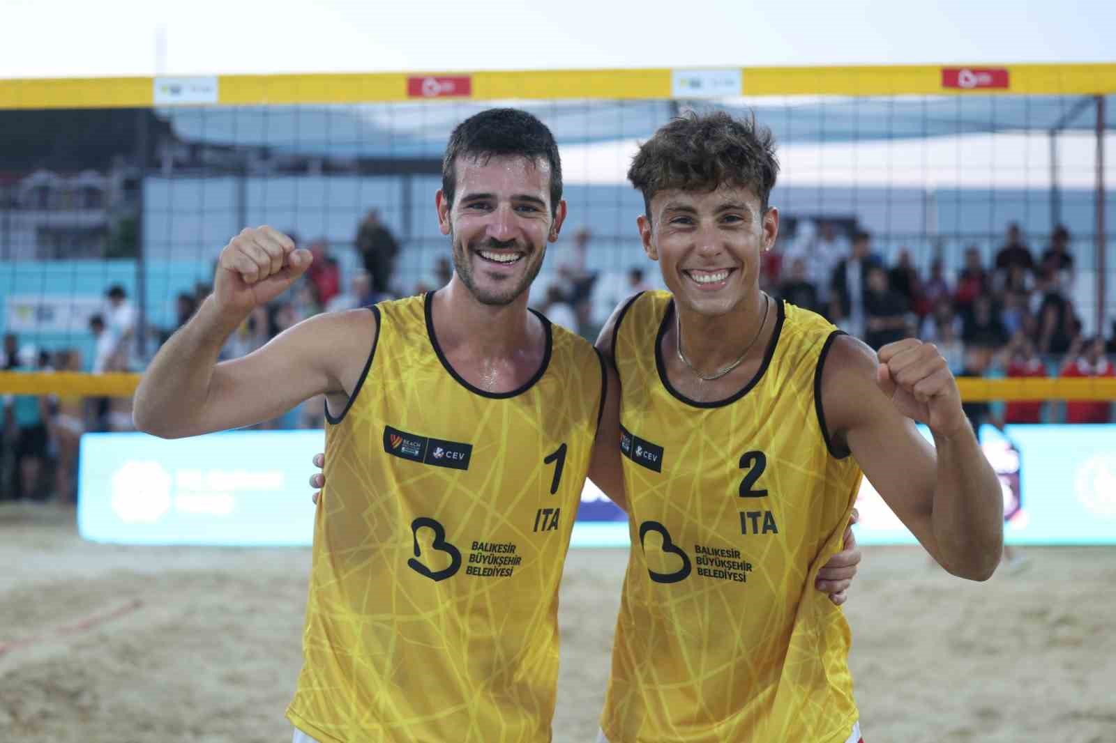 plaj voleybolu dunya turunda balikesir etabi sona erdi 3 OcalBmkJ