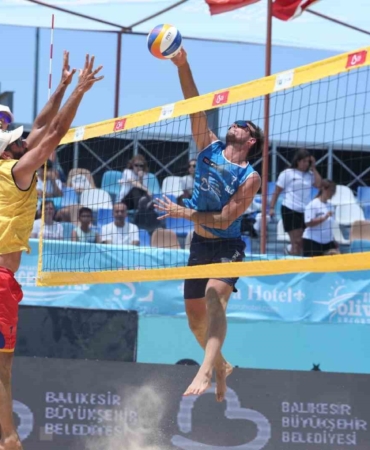 plaj-voleybolu-dunya-turunda-balikesir-etabi-sona-erdi-sMQjuHAm.jpg
