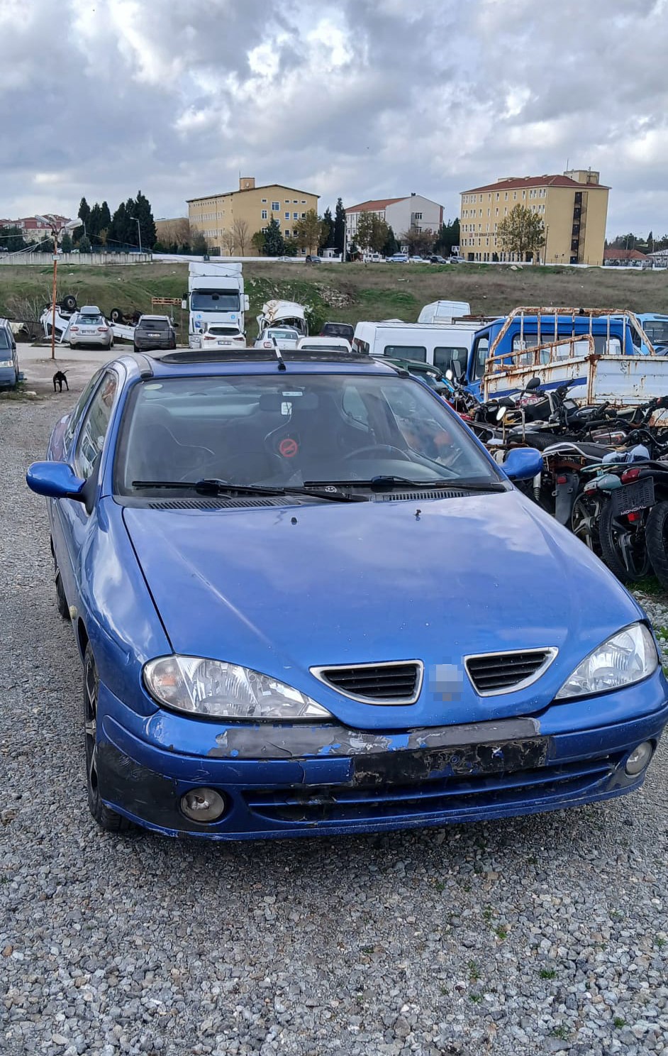 plakasiz ve cekme belgeli aracla kacmaya calisan surucuye 71 bin tl ceza 0 21hsciGK