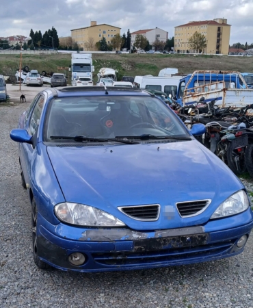 plakasiz-ve-cekme-belgeli-aracla-kacmaya-calisan-surucuye-71-bin-tl-ceza-p1wB5Iq8.jpg