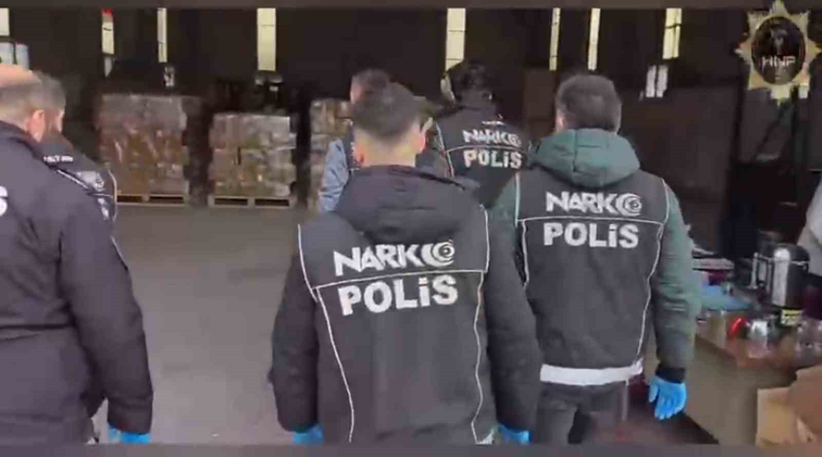plastik pervaneler icerisinde 107 kilogram agiliginda 642 bin uyusturucu hap ele gecirildi 6