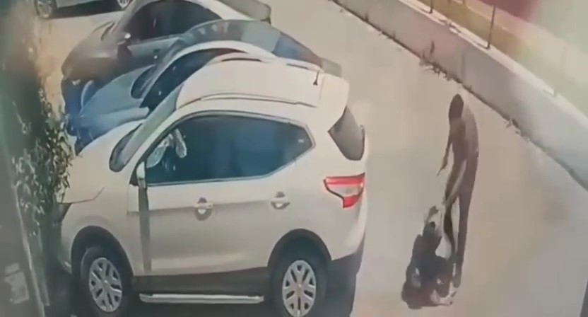 Platonik aşk dehşeti: Genç kadını sokak ortasında bıçakladı 4 platonik ask dehseti genc kadini sokak ortasinda bicakladi 0 JC6iTbwc