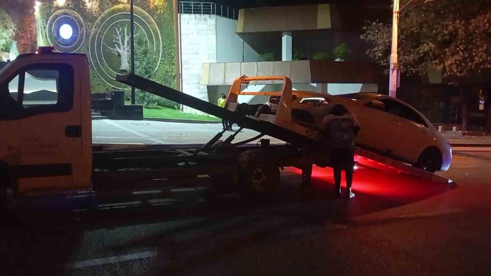 polis ekiplerinden kacmaya calisan alkollu surucu 63 bin 911 tl ceza yedi 6 IDPESOBT