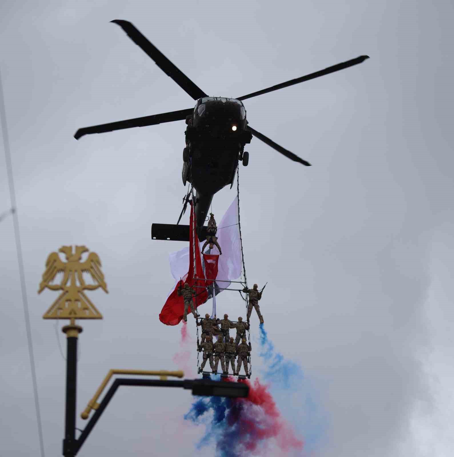 Polis özel harekatın helikopterli gösterisi nefes kesti 16 polis ozel harekatin helikopterli gosterisi nefes kesti 12 McRfBXhc