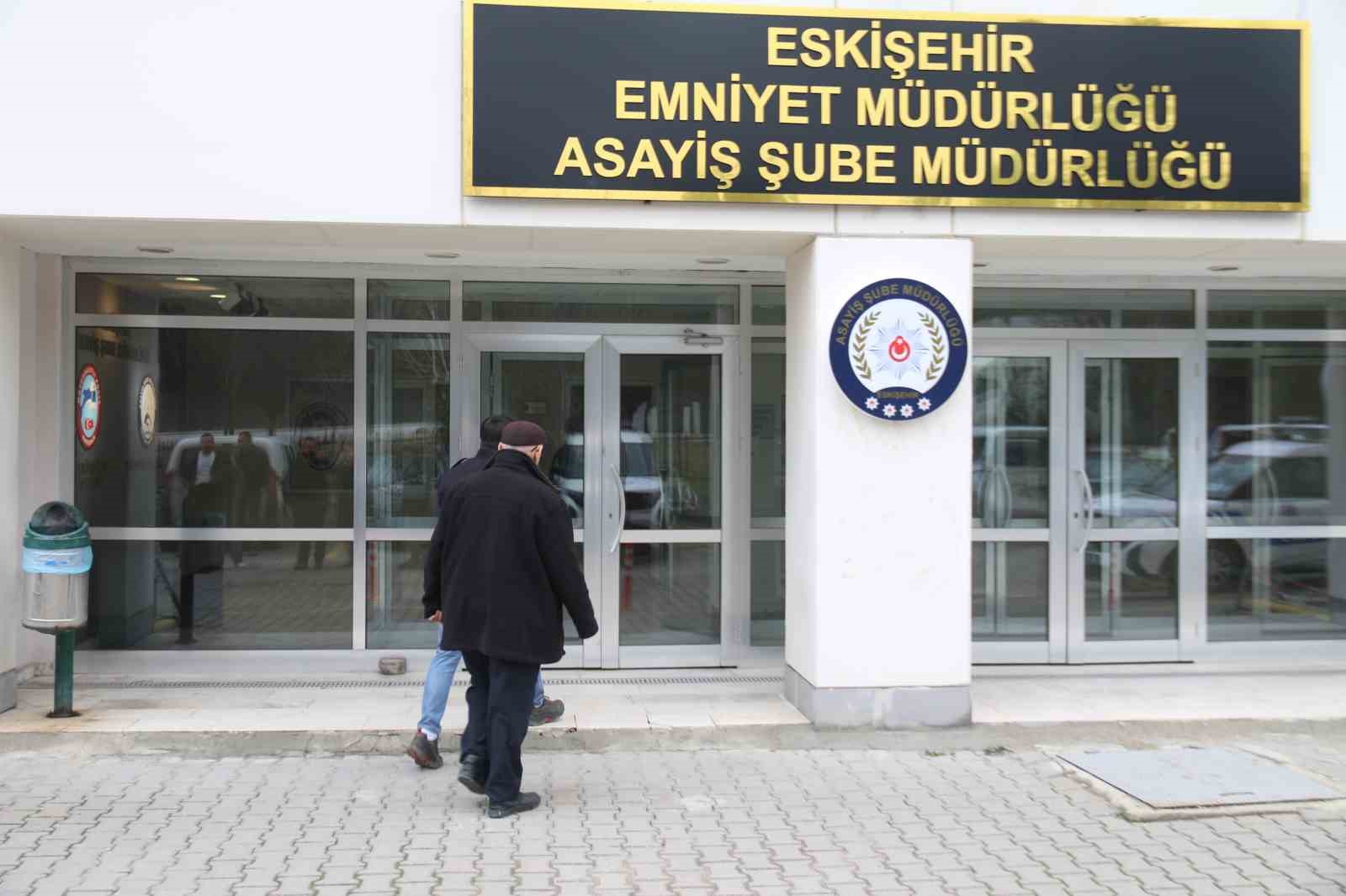 polis ve savci yalanina inanip 5 milyon lirasini kaptirdi 8 9PKHD7Em