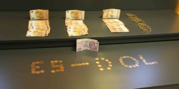 polis-ve-savci-yalanina-inanip-5-milyon-lirasini-kaptirdi-qBYdLxe9.jpg