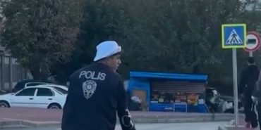 polis-yelegi-giyip-trafikte-tehlikeli-hareketler-yapti-cezadan-kacamadi-dlq5Q5YU.jpg
