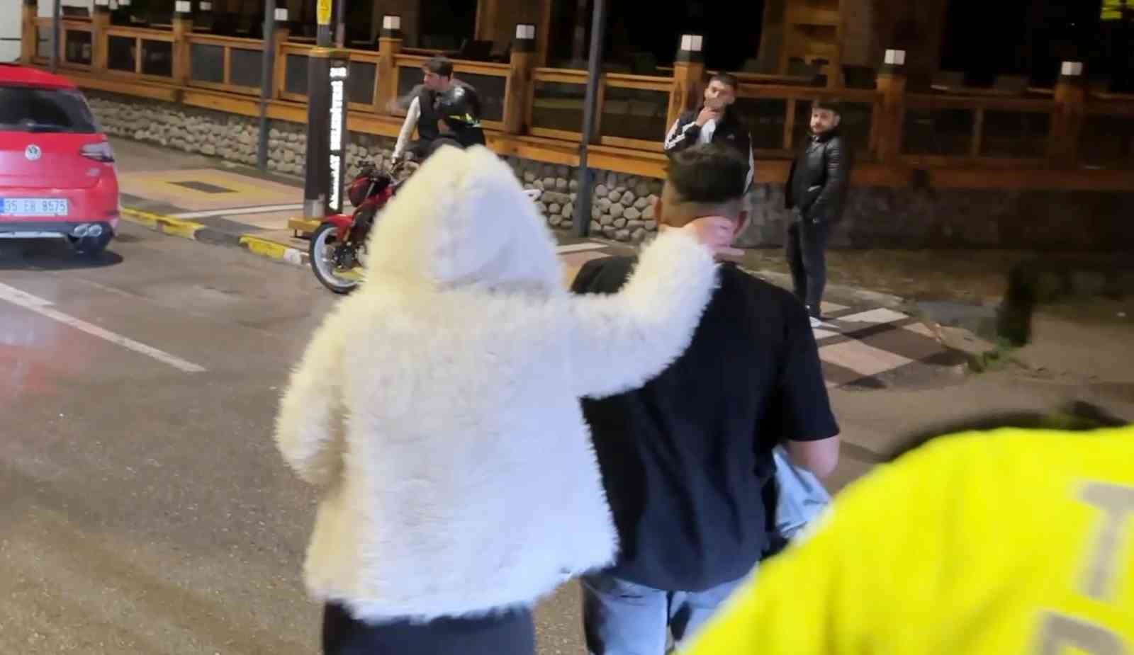polise once yalvardi sonra kufurler edip kacti o anlar kamerada 2