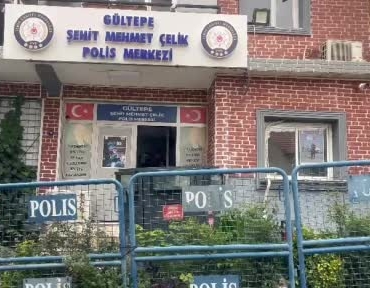 polisi-goren-torbaci-4-metrelik-binadan-asagi-atladi-uOWYkaxd.jpg