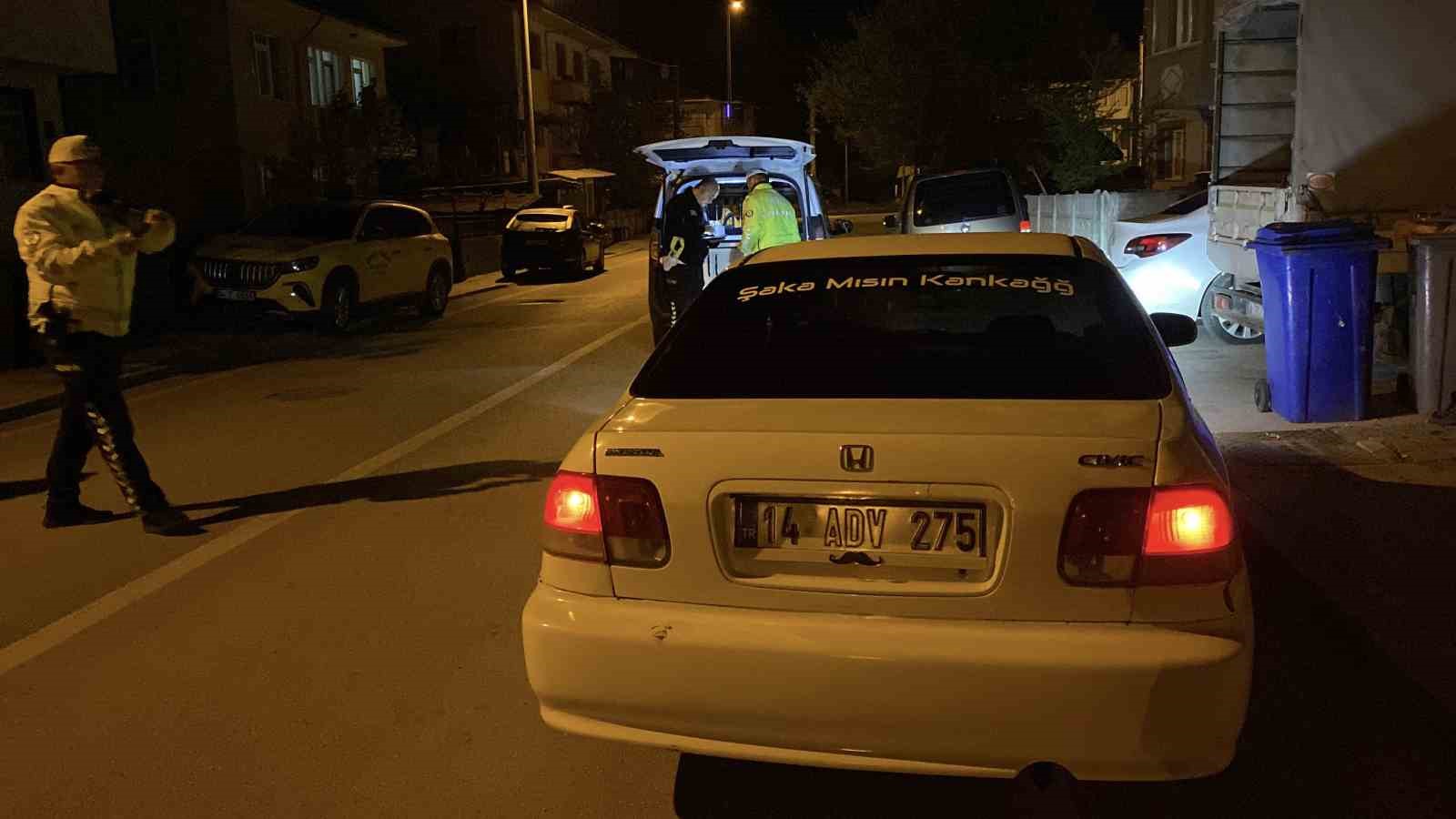 polisi gorunce aracini calisir vaziyette birakip kacti 0 Kl1KtUZ3