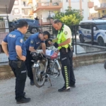 polisi-karsisinda-gorunce-motosikleti-birakip-kacti-rqrCTDWB.jpg