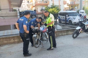 polisi-karsisinda-gorunce-motosikleti-birakip-kacti-rqrCTDWB.jpg