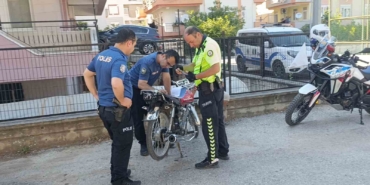 polisi-karsisinda-gorunce-motosikleti-birakip-kacti-rqrCTDWB.jpg