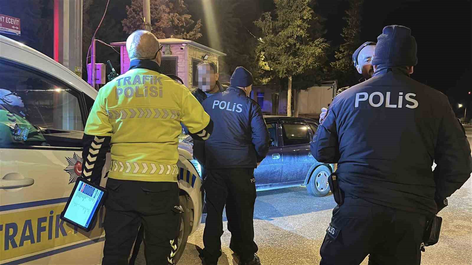 polisin alkollu surucuyle imtihani ahmetcim bana senin suradan git demen canimi sikti 0 plzVB1Bu