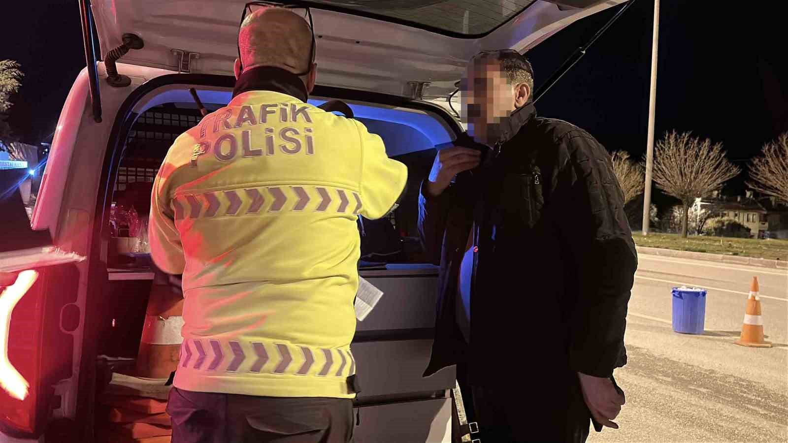 polisin alkollu surucuyle imtihani ahmetcim bana senin suradan git demen canimi sikti 4 Siql4bgH