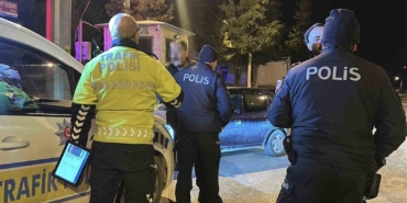 polisin-alkollu-surucuyle-imtihani-ahmetcim-bana-senin-suradan-git-demen-canimi-sikti-Mly8u7Sn.jpg