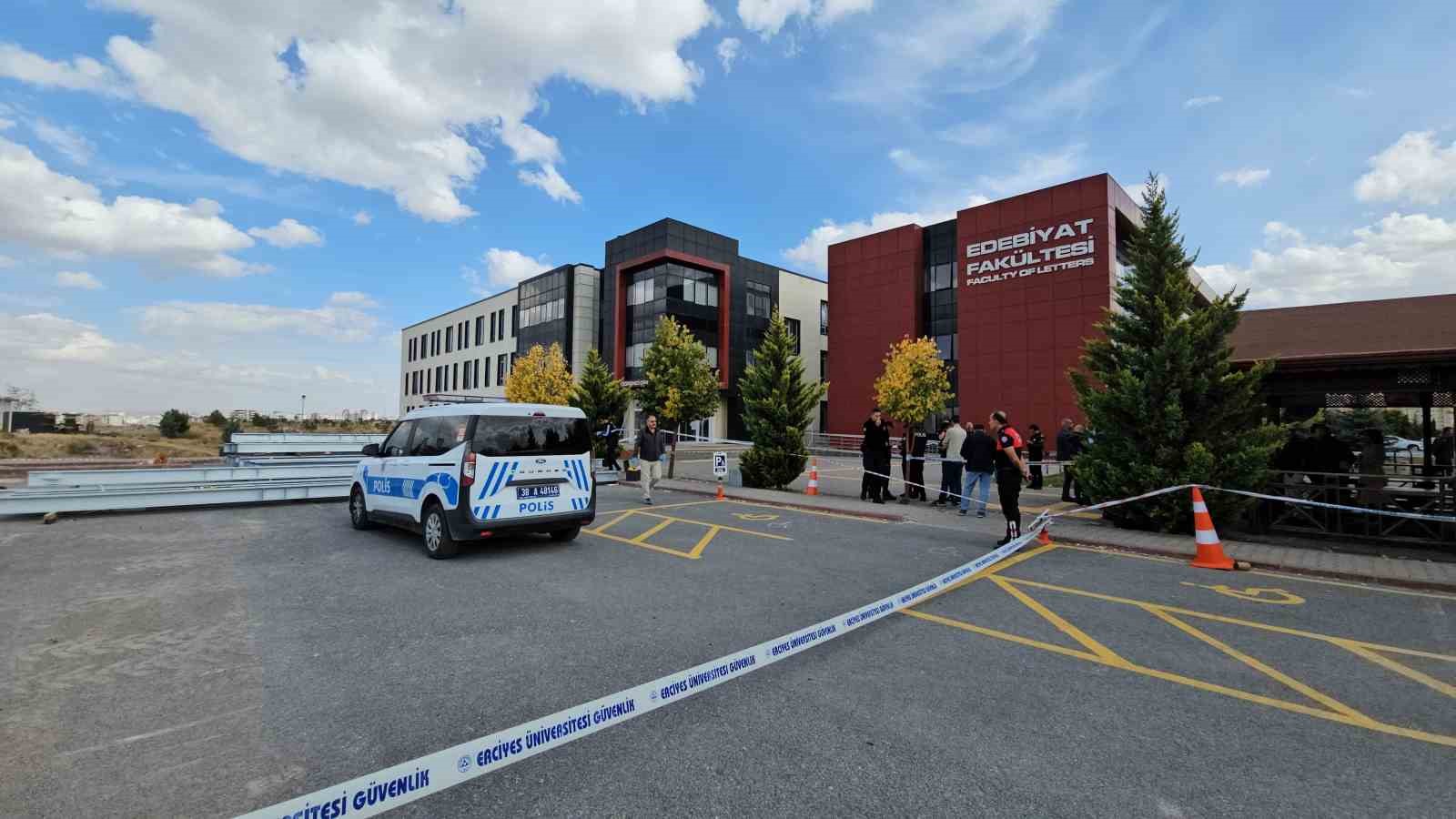 Polisin dikkati, katili yakalattı 6 polisin dikkati katili yakalatti 2 SRUvWeE4