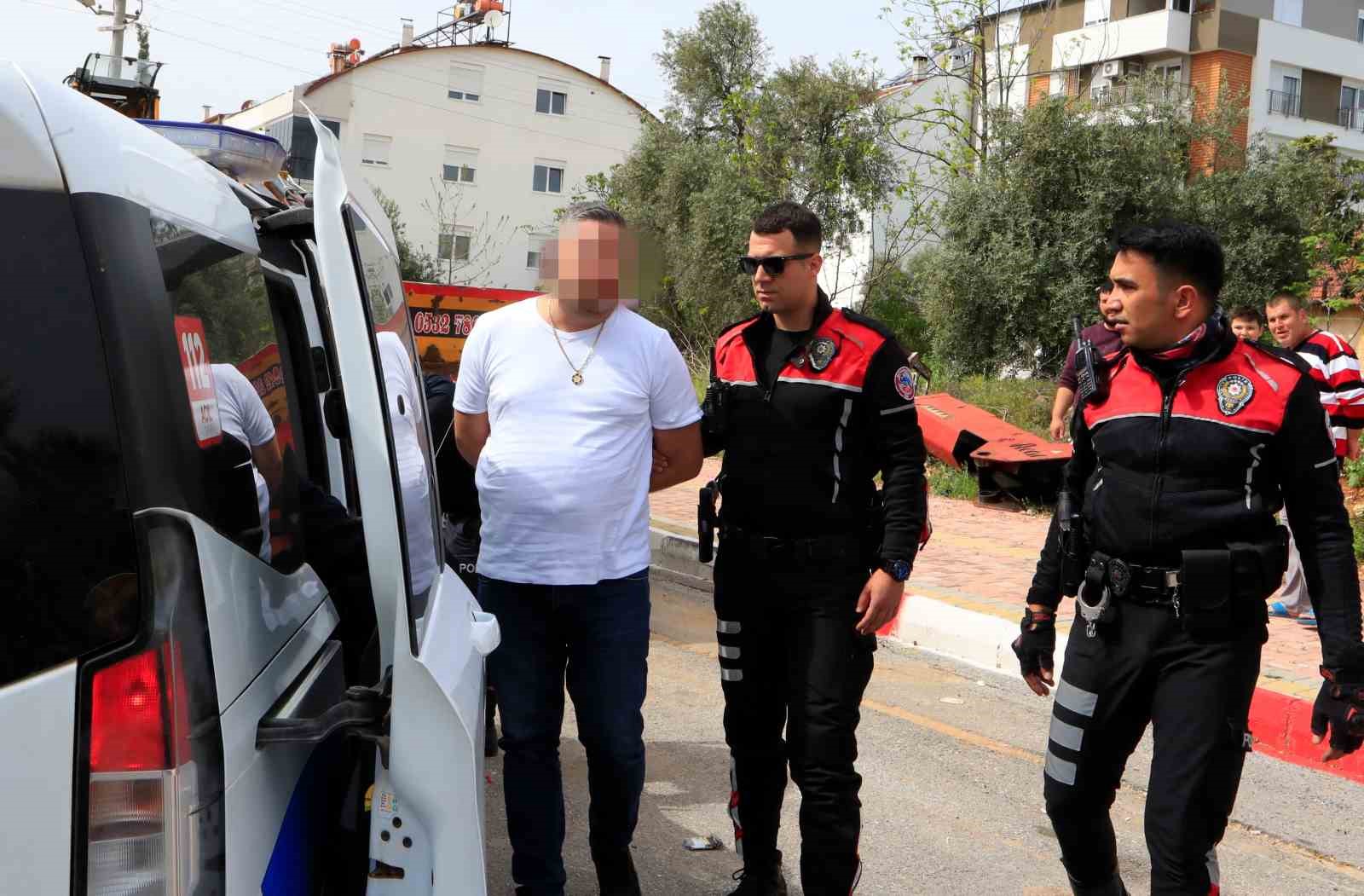 polisin dur ihtarina uymadi 15 kilometrelik kovalamaca sonucu yakalandi 2 aftX5mZU