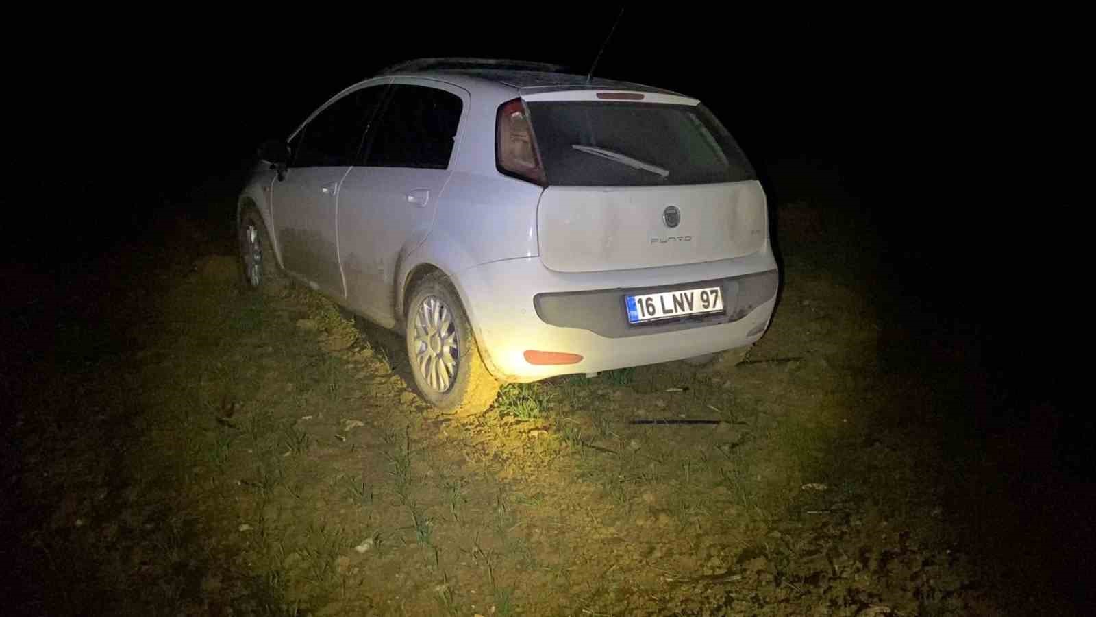 polisin dur ihtarina uymadi camura saplaninca yaya olarak kacti 0 sIbXl4RH
