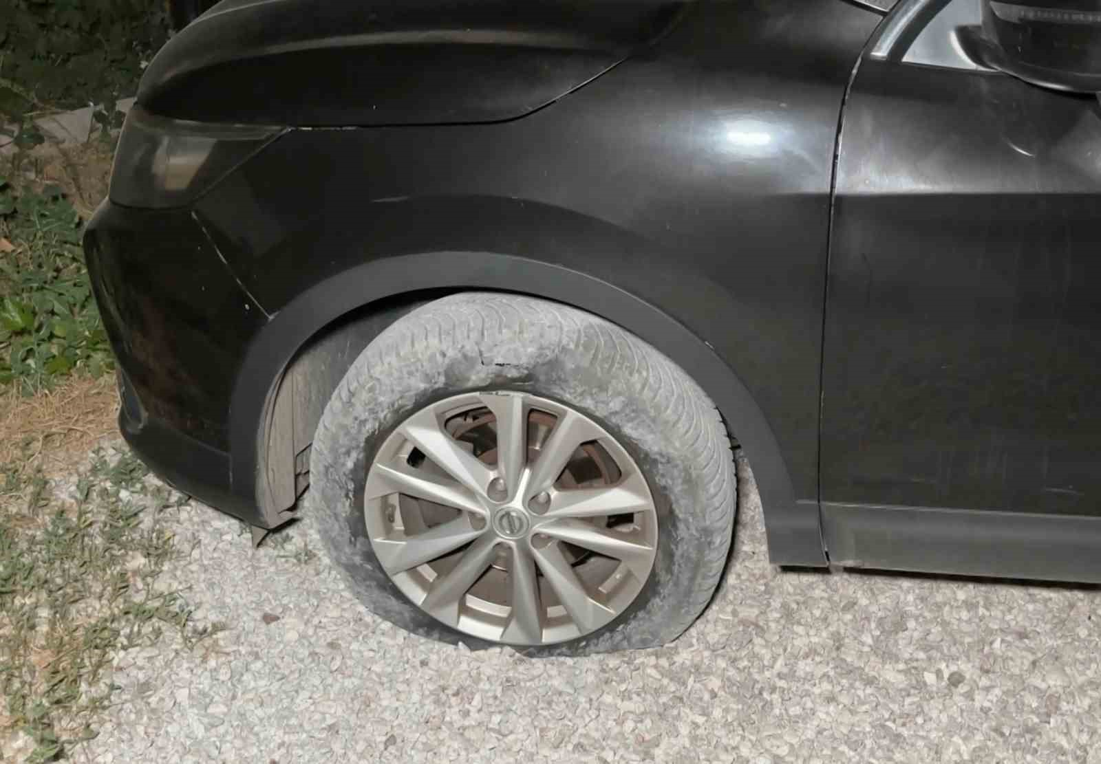 Polisin ehliyet ve kimlik istediği alkollü sürücü, "150 TL param var" dedi 6 polisin ehliyet ve kimlik istedigi alkollu surucu 150 tl param var dedi 2 a3LtwLVw