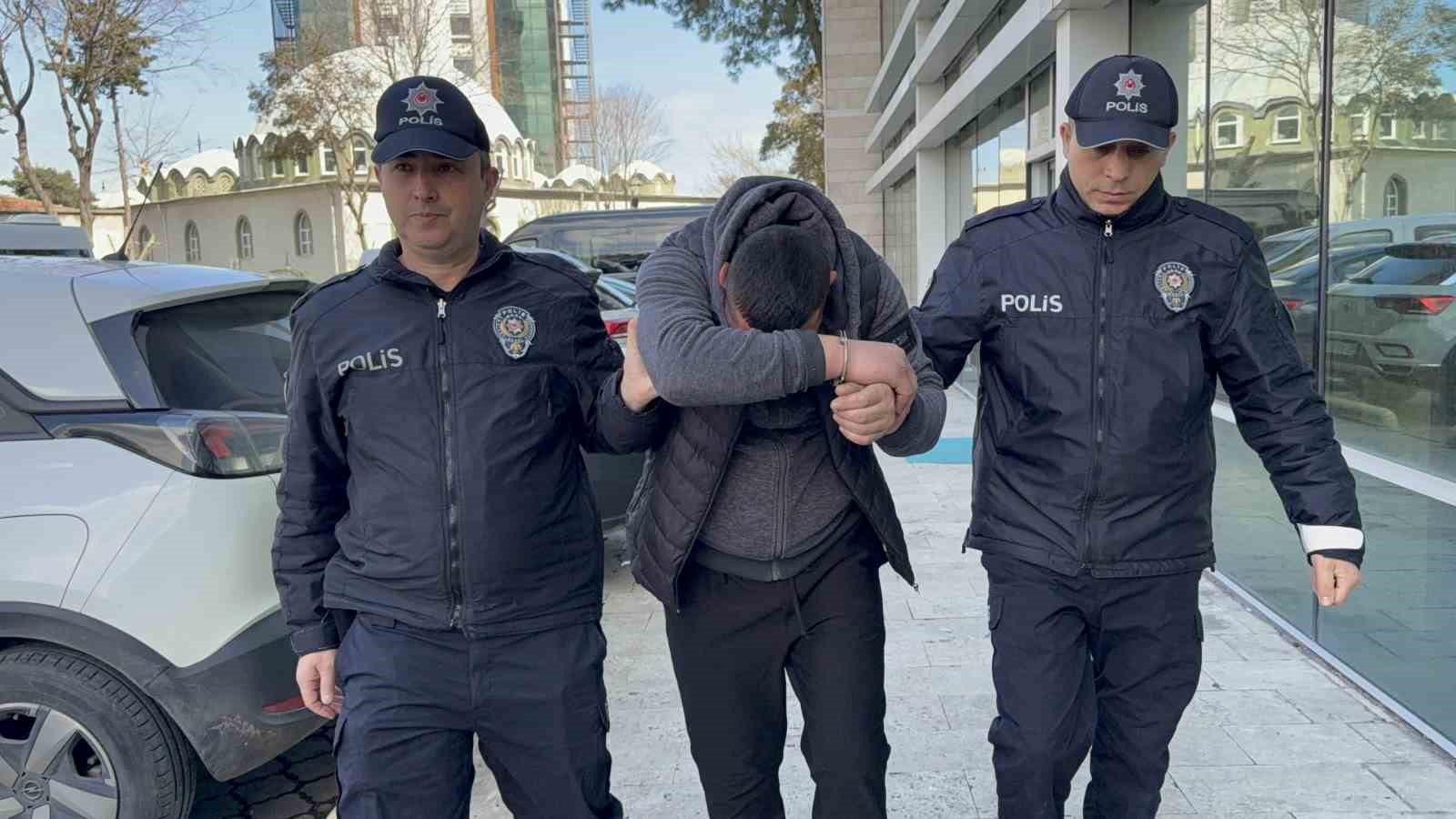 polislere saldirip polis aracina zarar veren alkollu sahis tutuklandi 0
