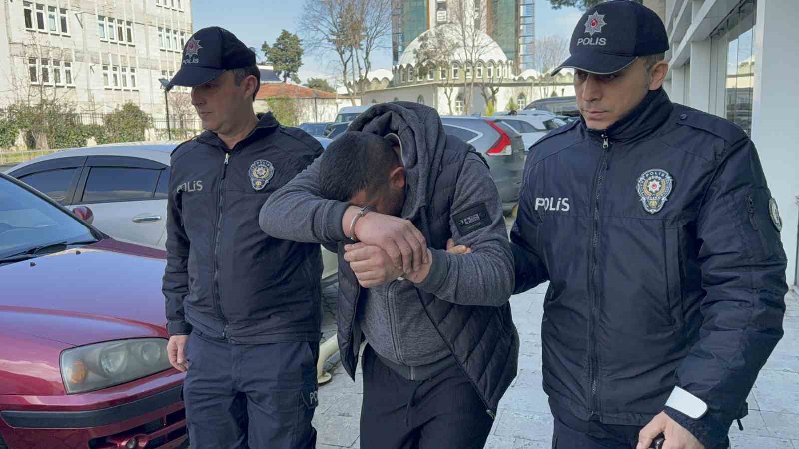 polislere saldirip polis aracina zarar veren alkollu sahis tutuklandi 2 ghDO29rR