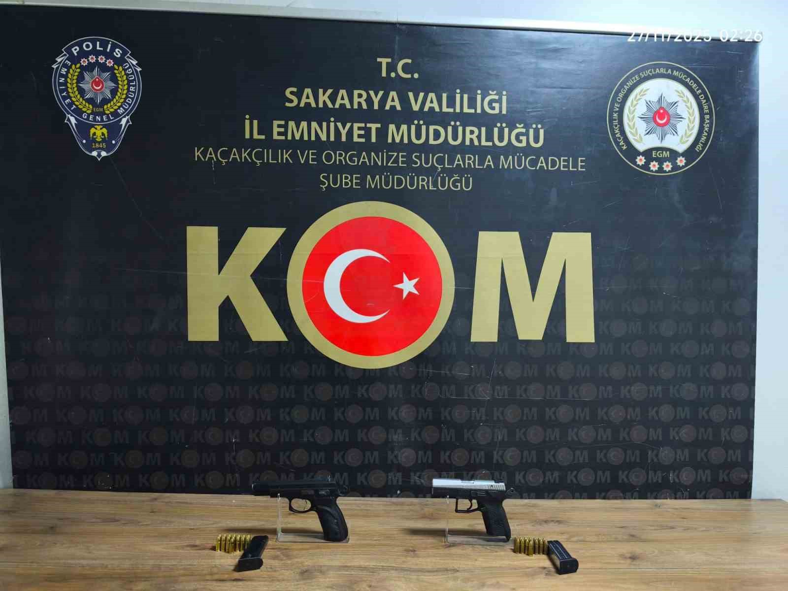 polisten 4 ayri kacakcilik operasyonu 5 gozalti 2 z6iBJbPj
