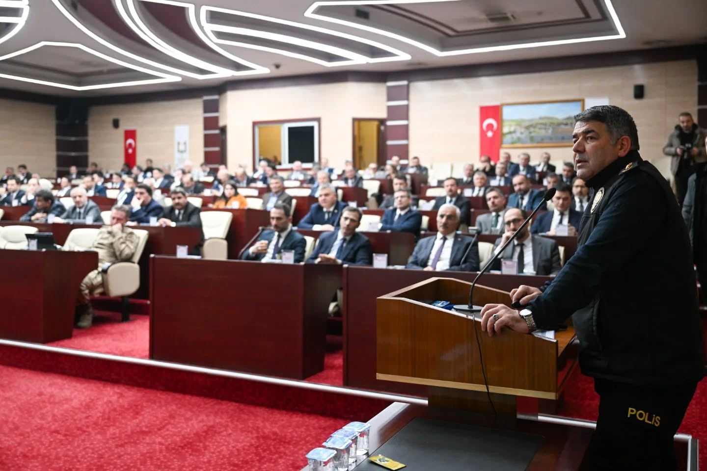 polisten bu defa dumansiz hava sahasi operasyonu 4 zNmtM8cC