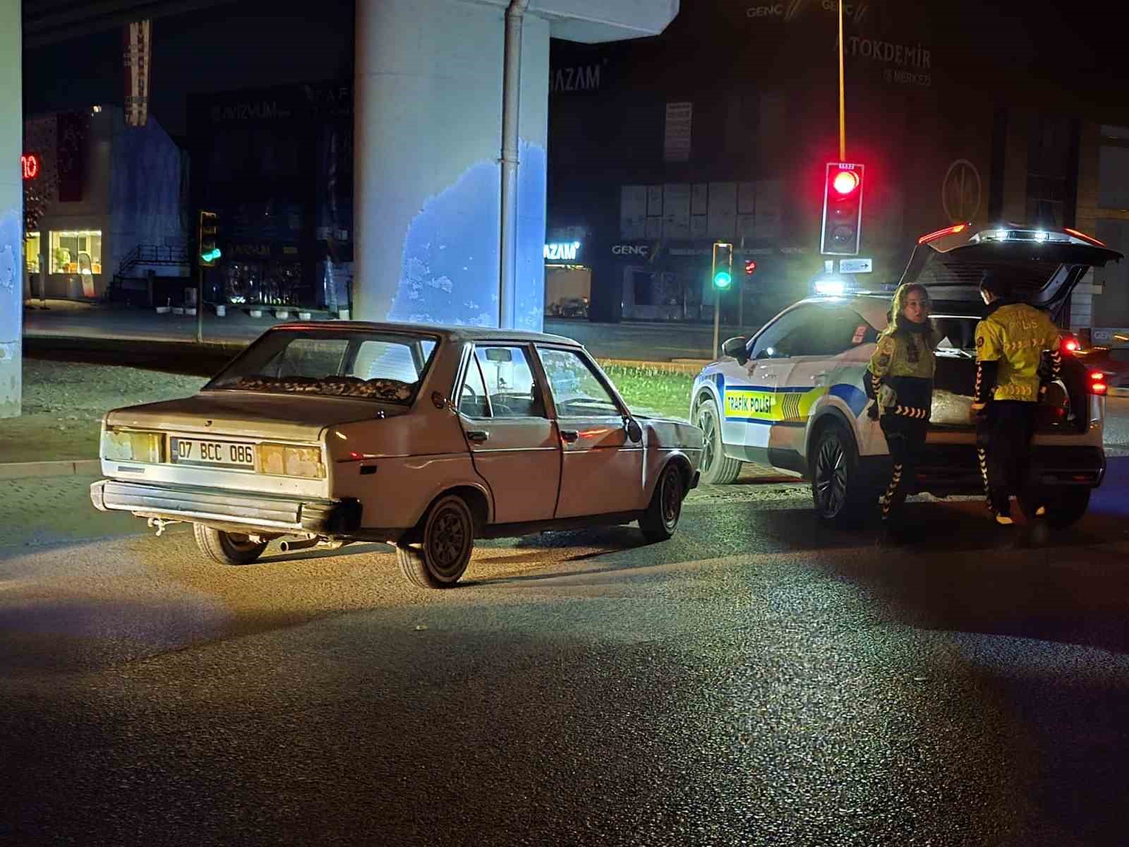 Polisten kaçan alkollü sürücüye 400 bin TL ceza 6 polisten kacan alkollu surucuye 400 bin tl ceza 2 B7rUk65A