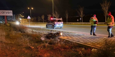polisten-kacan-motosiklet-surucusu-ters-yone-girerek-kaza-yapti-1-yarali-s8mi2egK.jpg