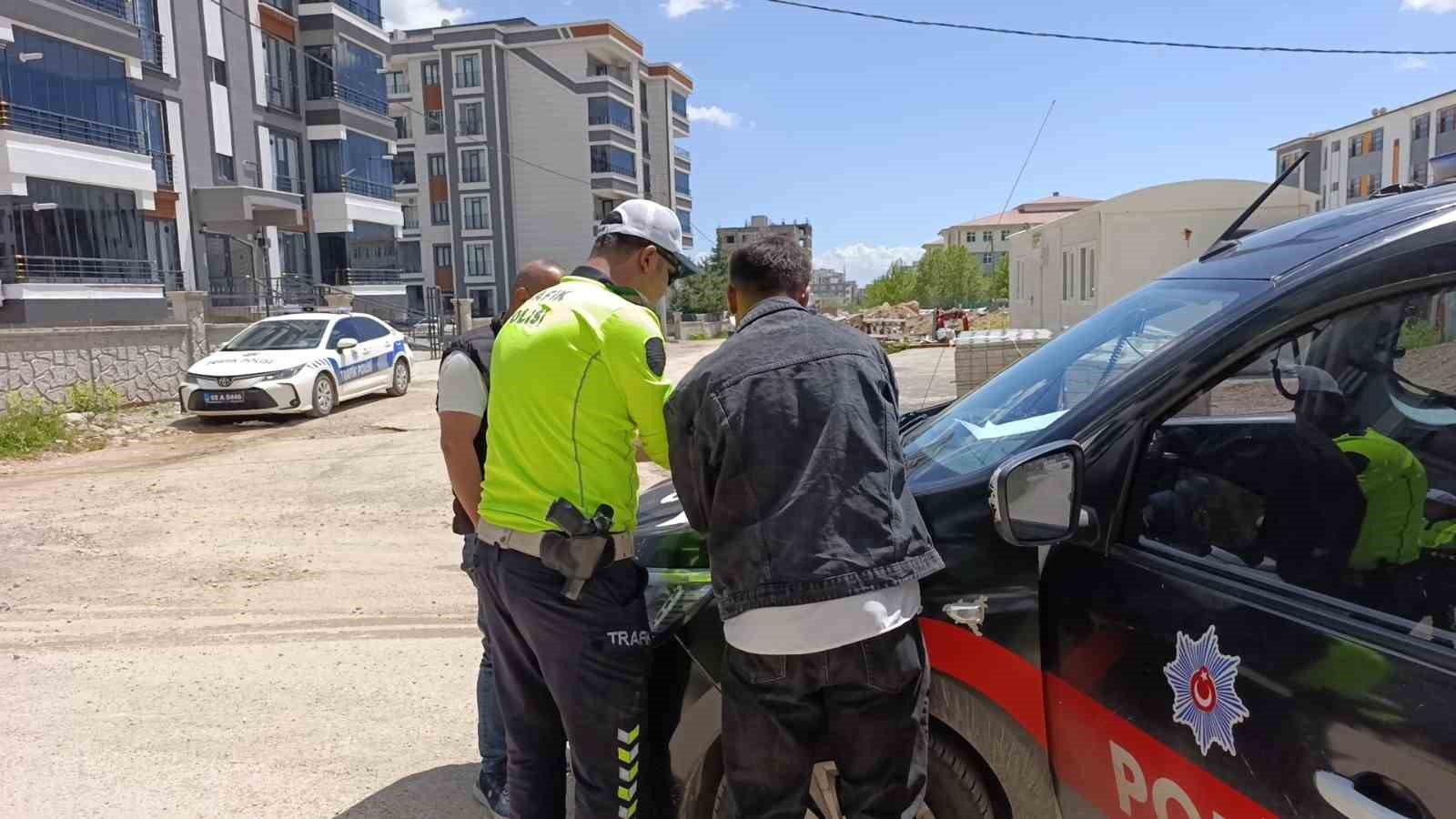 polisten kacan motosiklet surucusune rekor ceza 3 J8st3zpy