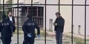 polisten-kacan-sahis-tabancasini-okul-bahcesine-atti-edRlJIHM.jpg
