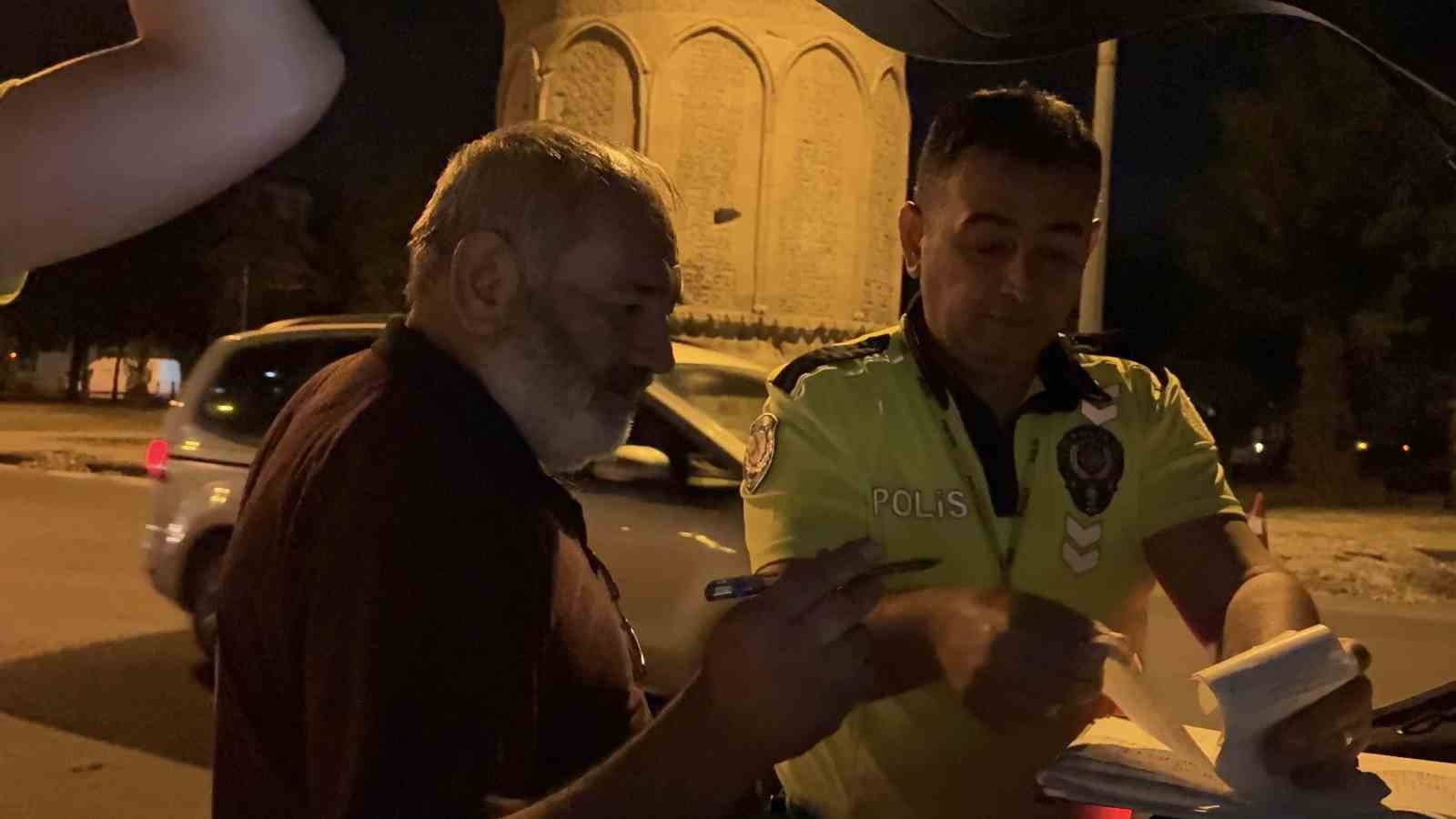 polisten kacti haberim yok dedi 2 mVG8V3BP