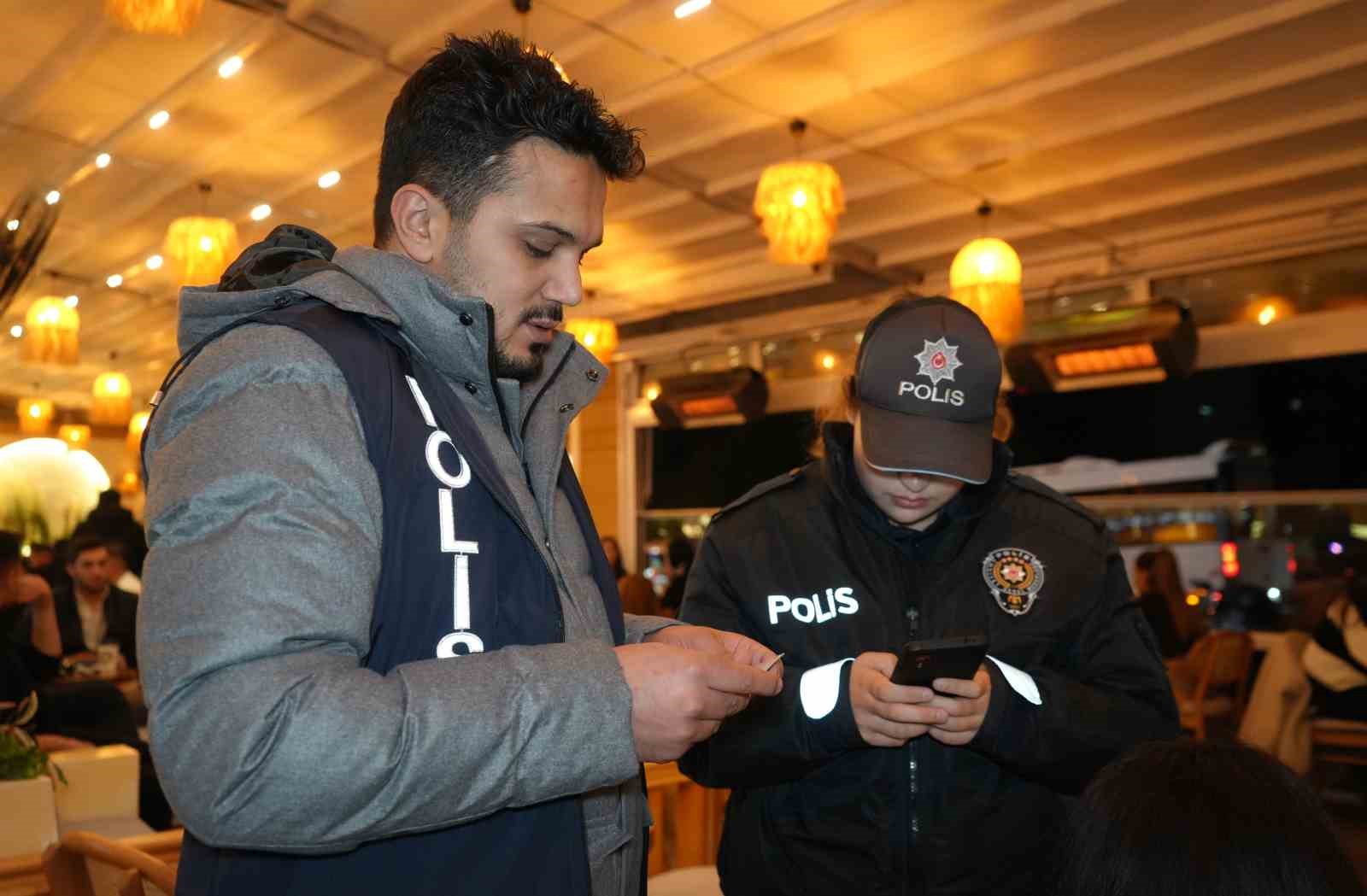 polisten yahsihanda emniyettesiniz uygulamasi uyusturucuya ve suca gecit verilmedi 3 S2zYI2pb