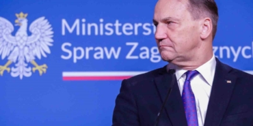 polonya-disisleri-bakani-sikorski-ukraynadaki-savas-tamamen-avrupa-tarafindan-finanse-ediliyor-dAQV9NFj.jpg