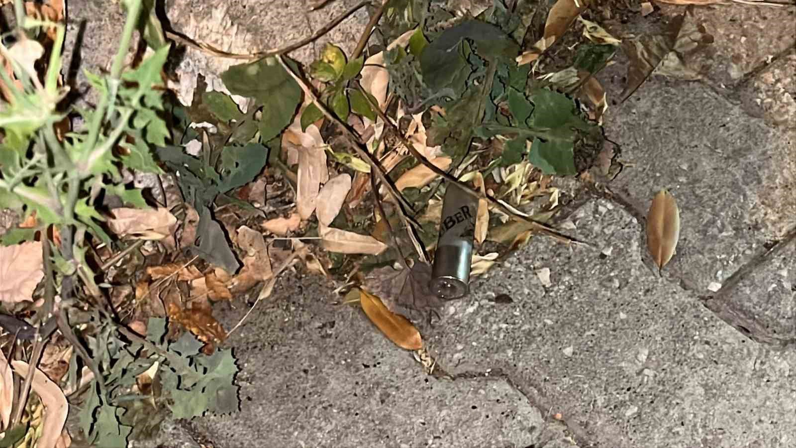 pompali tufekle geldi gece yarisi mahalleliyi sokaga doktu 1 yarali 0 YBbUS7UP