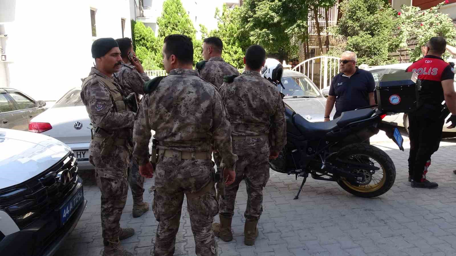 pompali tufekle havaya ates acan sahis panige neden oldu 1 VuqFCZXa