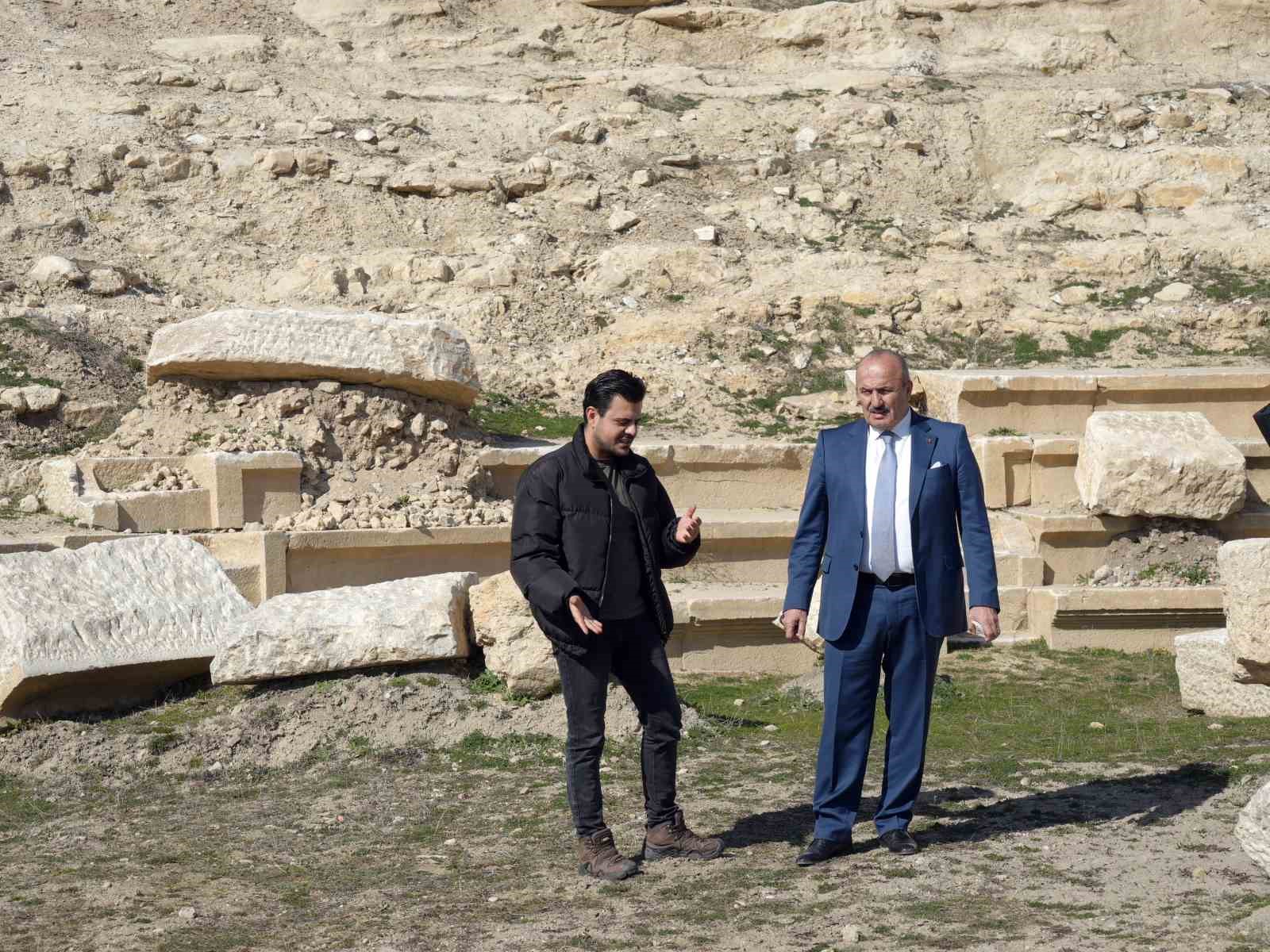 Pompeiopolis Antik Kenti uluslararası film festivaliyle adını dünyaya duyuracak 7 pompeiopolis antik kenti uluslararasi film festivaliyle adini dunyaya duyuracak 3 UZFBSDPv