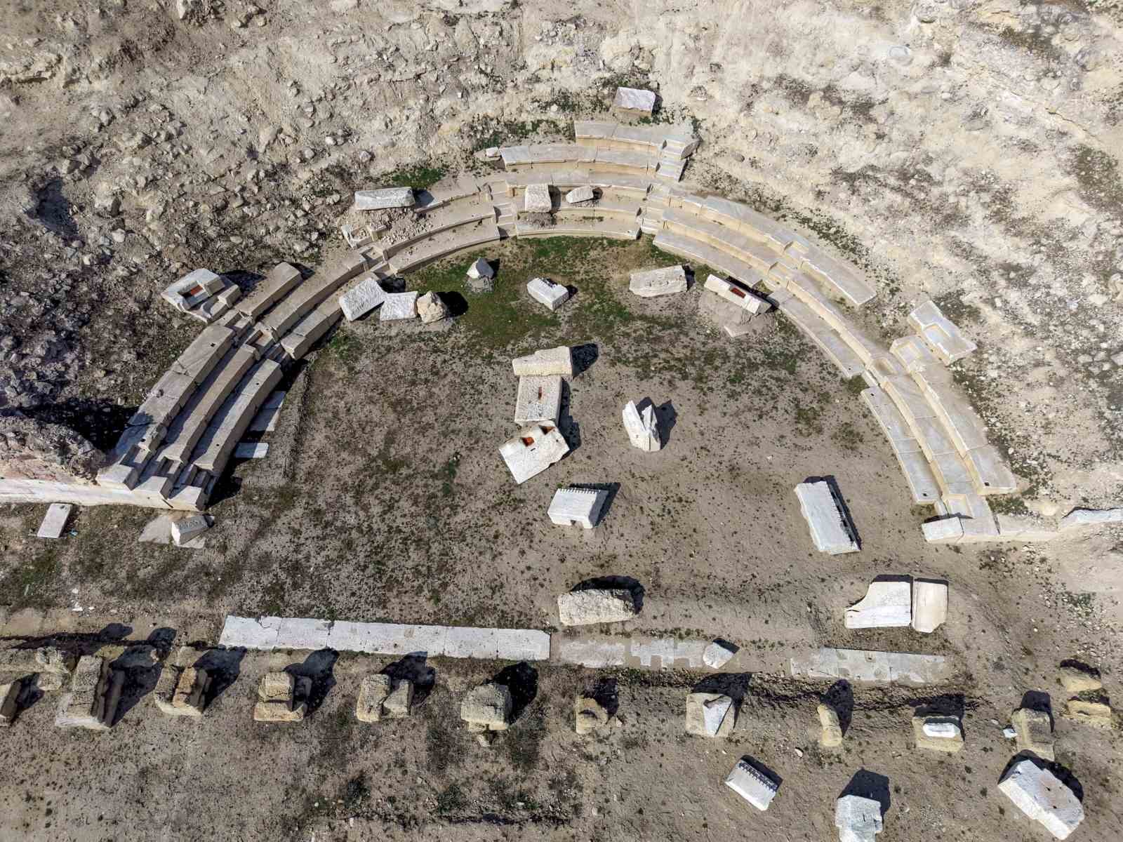 Pompeiopolis Antik Kenti uluslararası film festivaliyle adını dünyaya duyuracak 13 pompeiopolis antik kenti uluslararasi film festivaliyle adini dunyaya duyuracak 9 RmIA1VEE