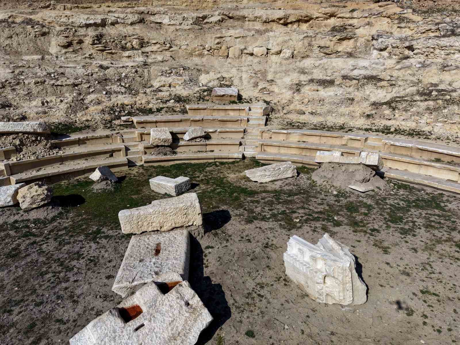 pompeiopoliste 2 bin yillik tarih gun yuzune cikiyor tarihi bolge turizme kazandiriliyor 5 aWGCik7E