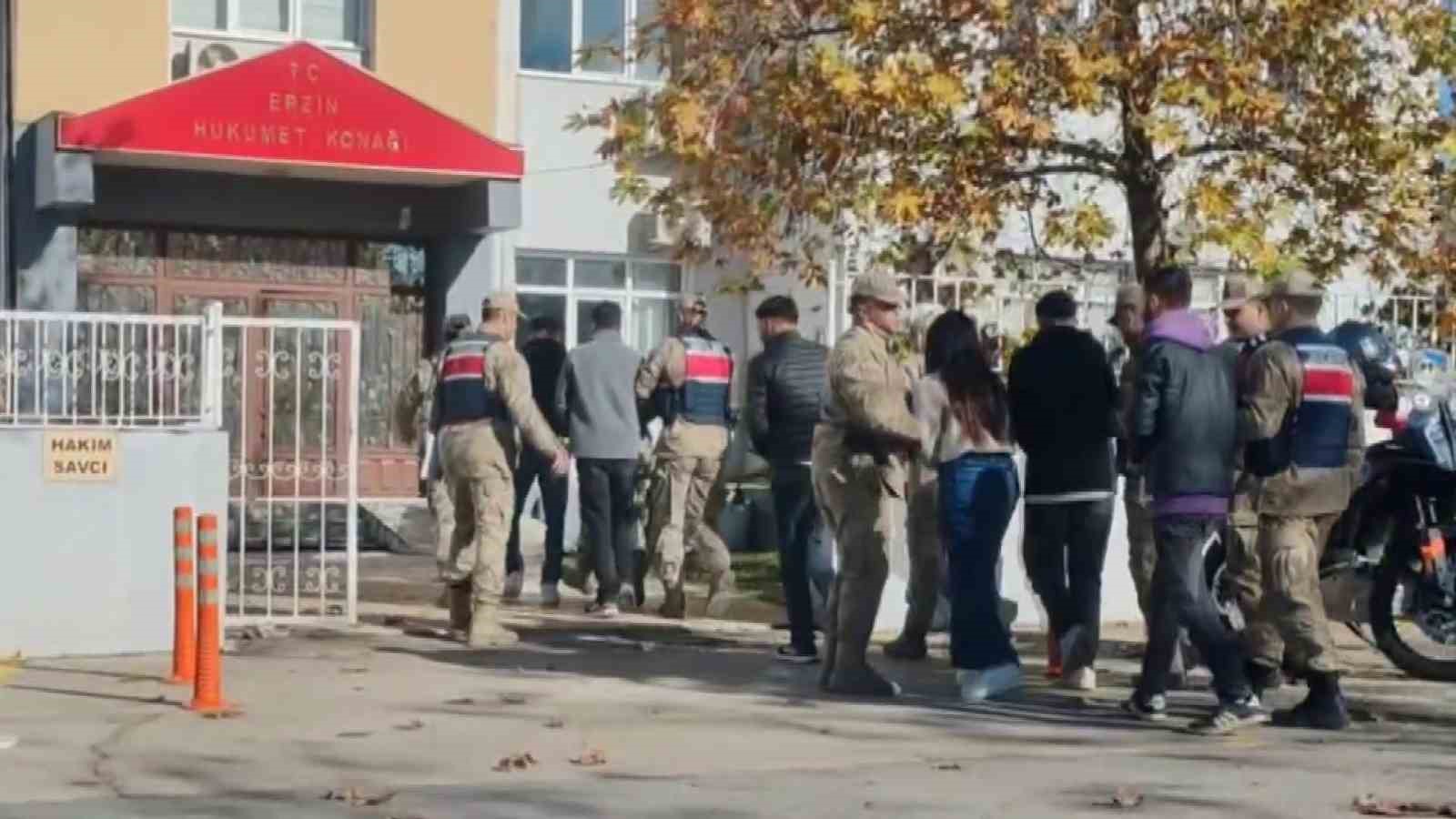 portakal calarken sucustu yakalanan 5 sahis yakalandi 2 AeyIDyCu