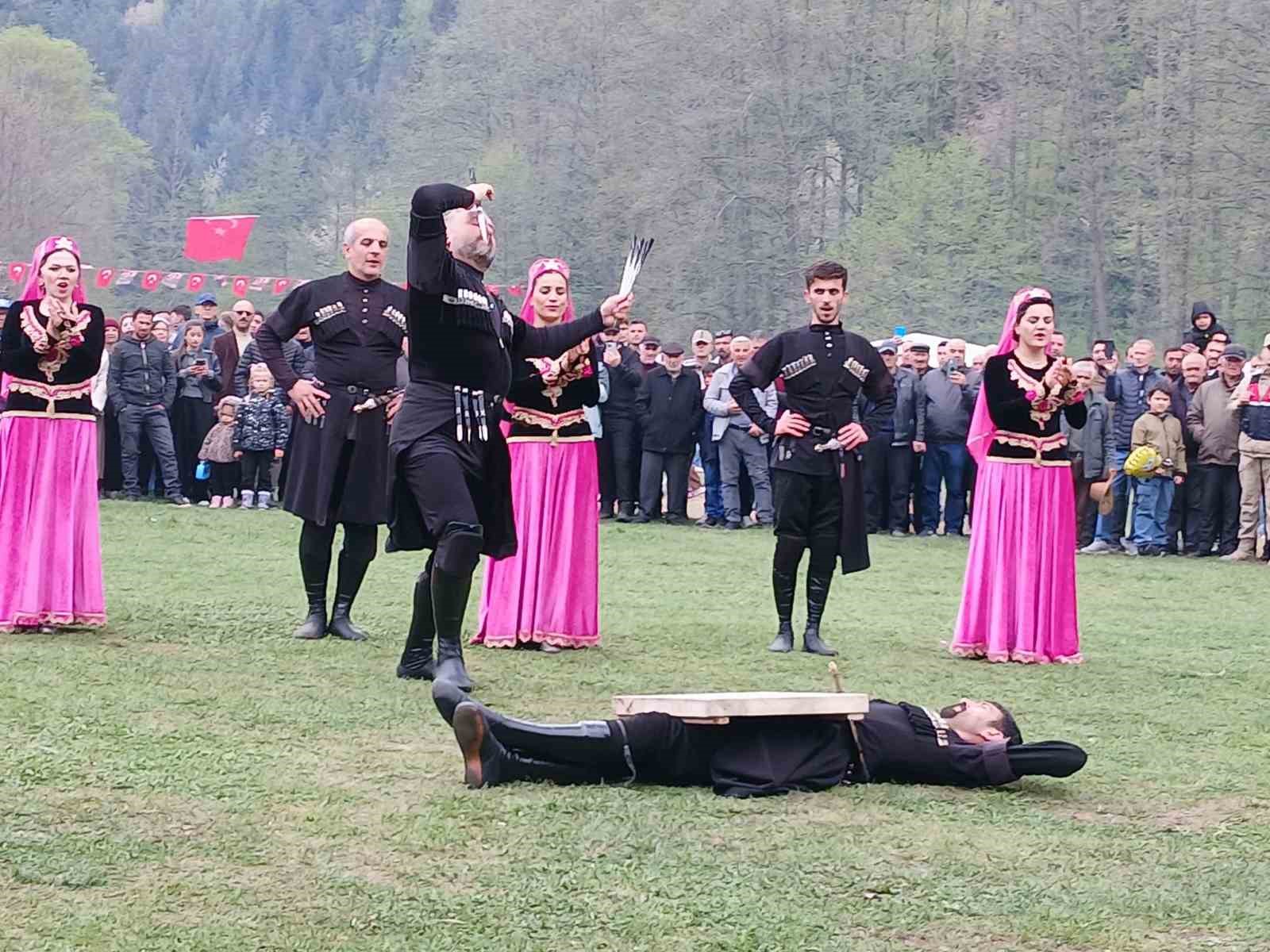posofta 19 mayis coskusu genclerin gosterileri nefes kesti 2 nVlTs35C