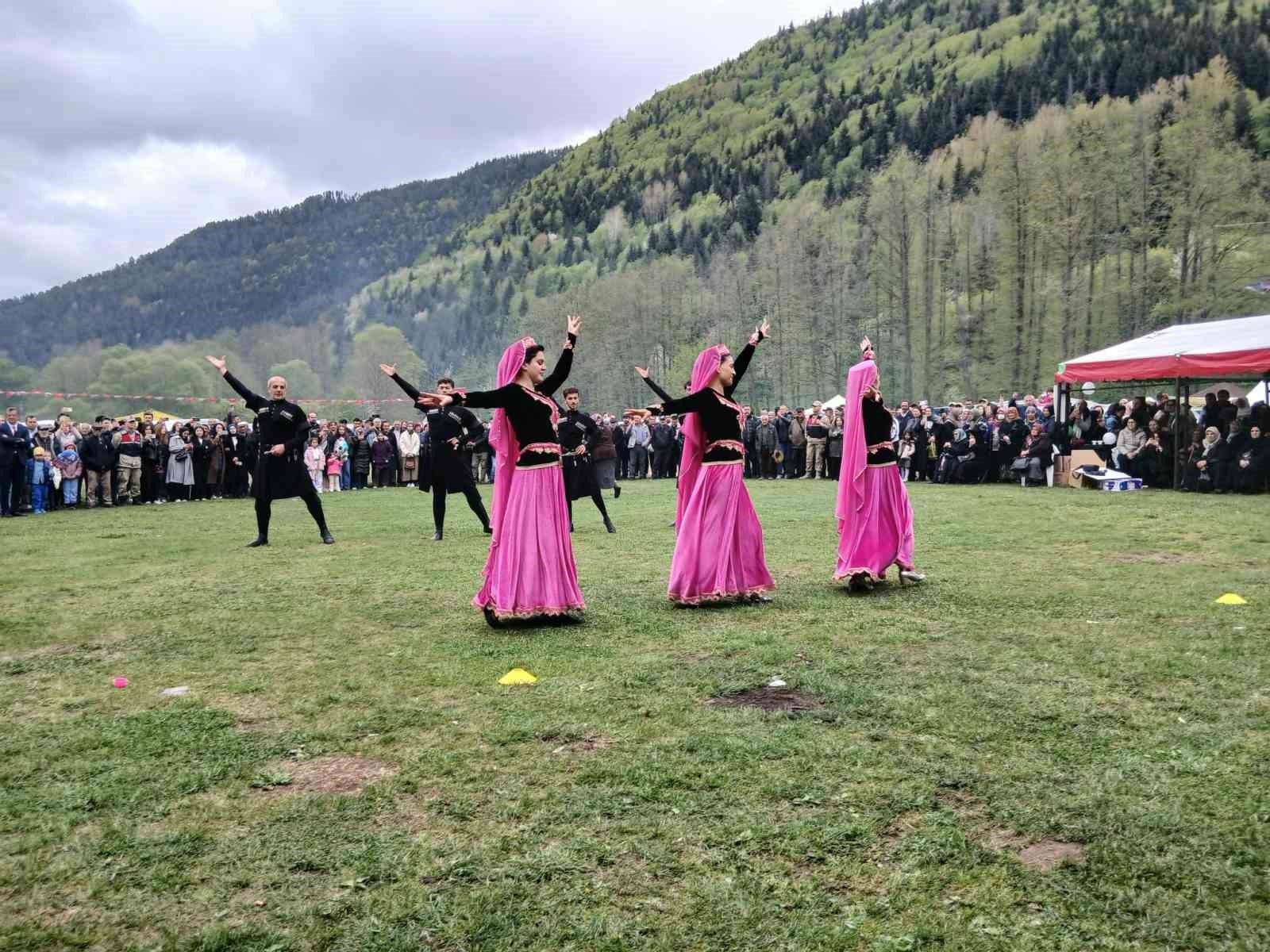 posofta 19 mayis coskusu genclerin gosterileri nefes kesti 3 j98DXnvX
