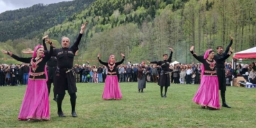 posofta-19-mayis-coskusu-genclerin-gosterileri-nefes-kesti-ahjI3ETq.jpg