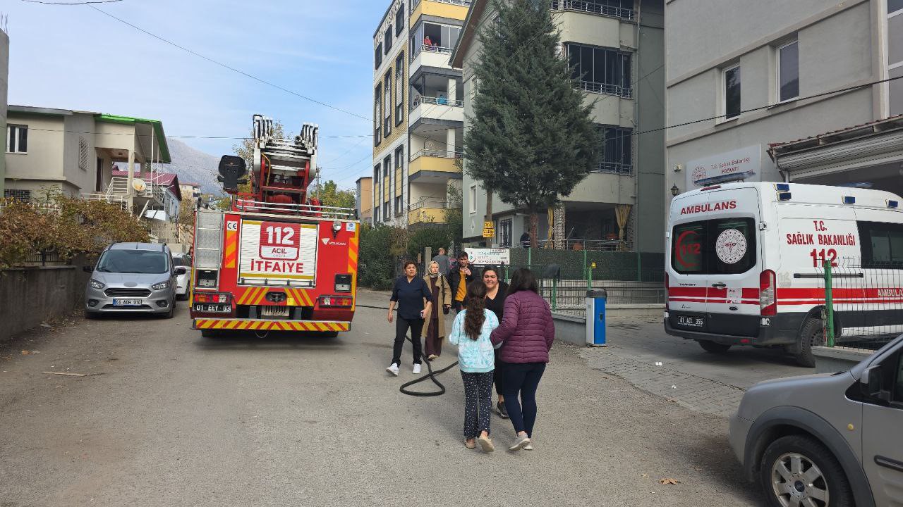 pozanti aile sagligi merkezinde yangin 4 7l9y9vzL