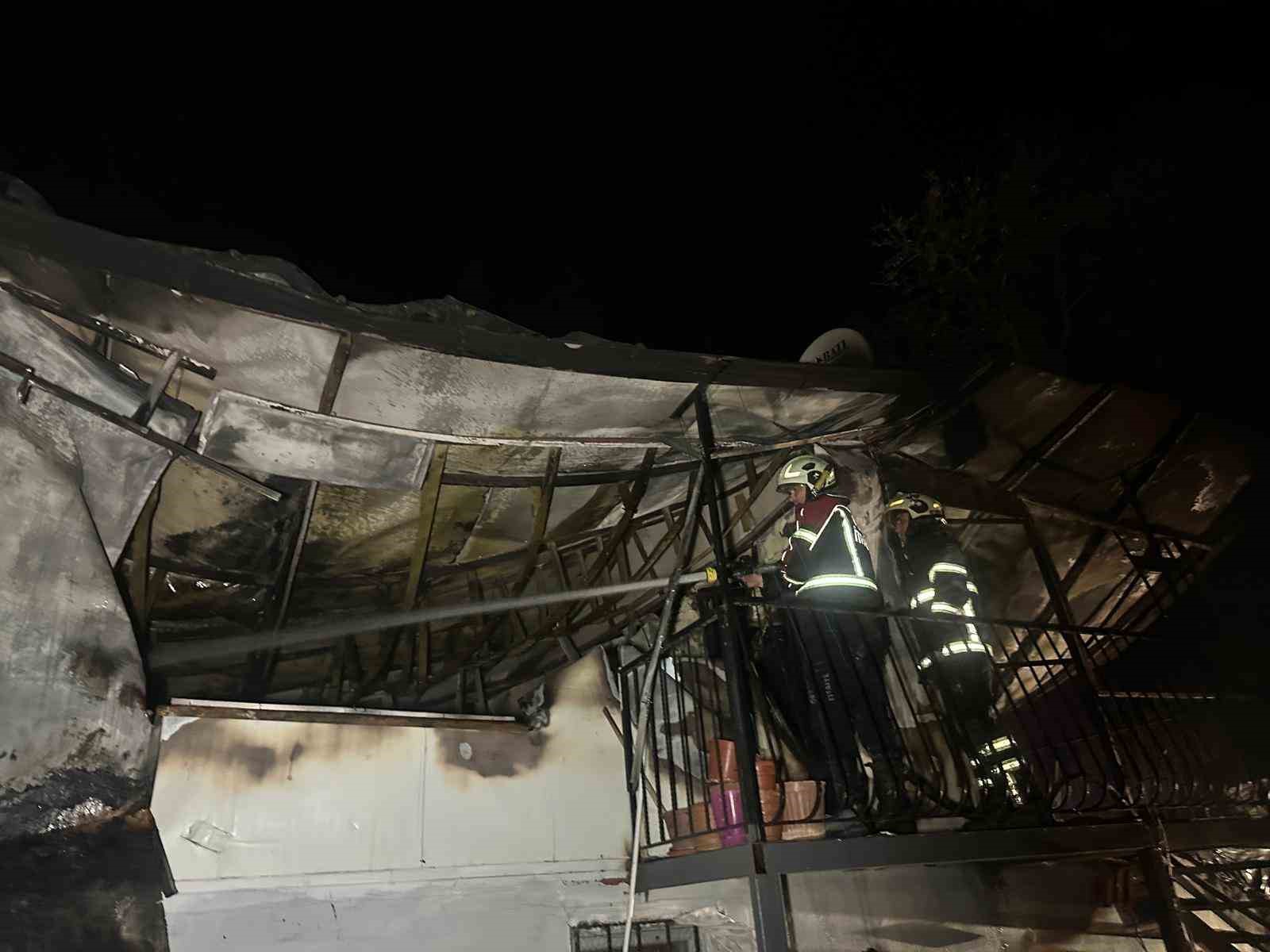 prefabrik evde cikan yanginda kari koca hayatini kaybetti 4 iCKgt1tA