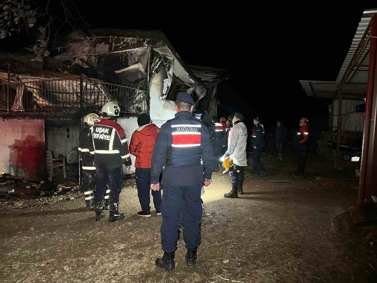 prefabrik evde cikan yanginda kari koca hayatini kaybetti 5 tTRqAUWr