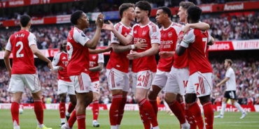 premier-ligde-22-yil-aradan-sonra-sampiyon-arsenal-YYu2Tw9B.jpg